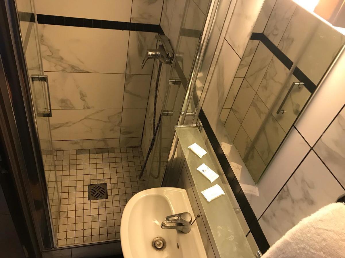 Hotel Des Fontaines Paris Dış mekan fotoğraf